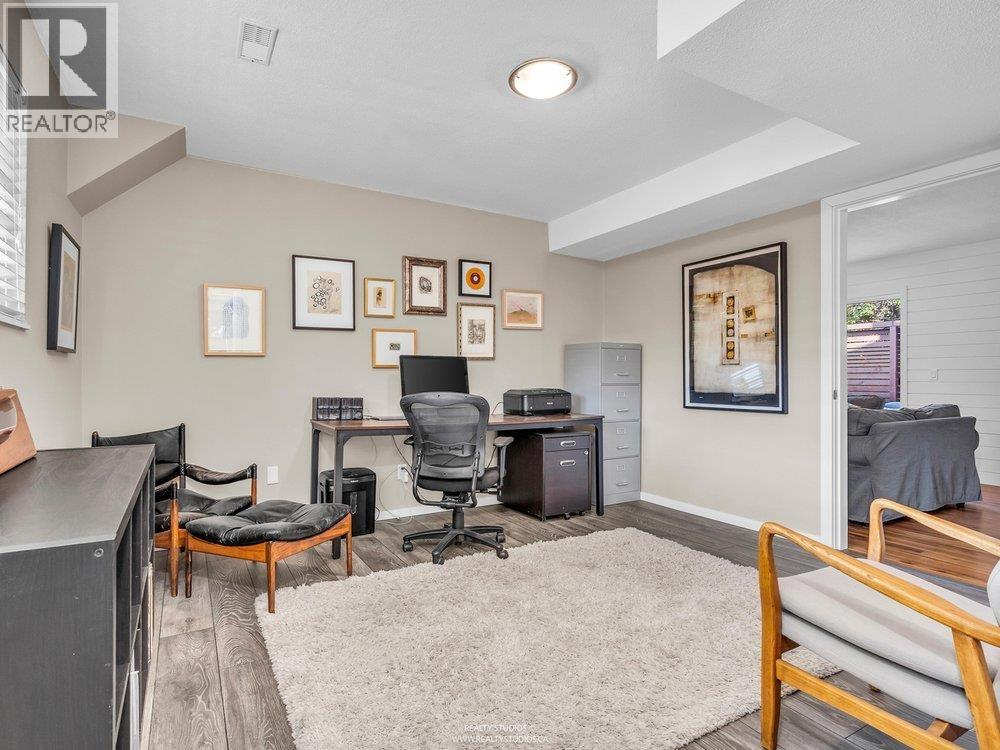 999 53a Street, Delta, British Columbia  V4M 3E2 - Photo 7 - R3098065