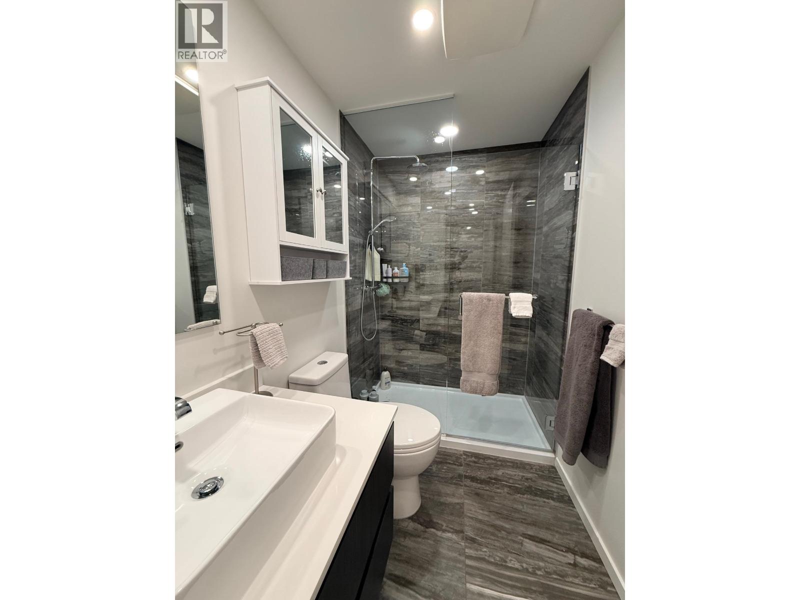 4118 Halifax Street, Burnaby, British Columbia  V5C 0L2 - Photo 11 - R3098096