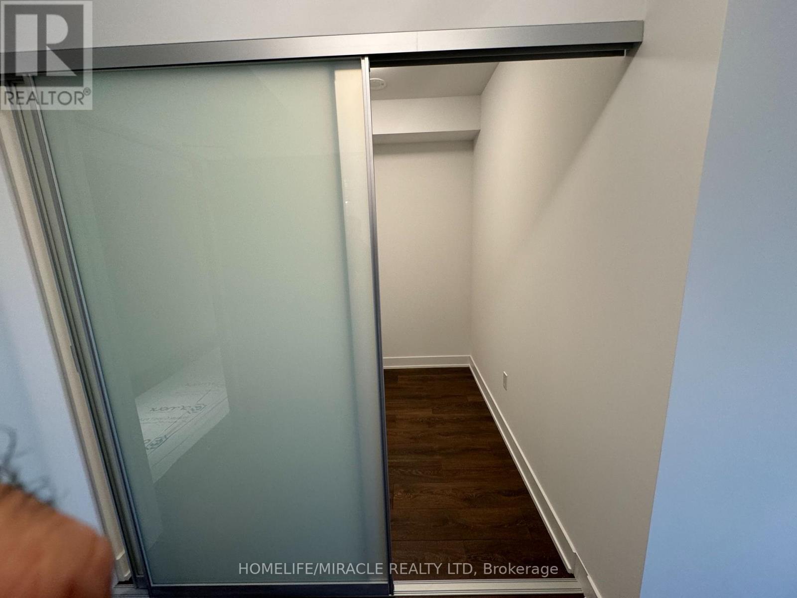 407 - 2343 Khalsa Gate, Oakville, Ontario  L6M 4J2 - Photo 16 - W12868664