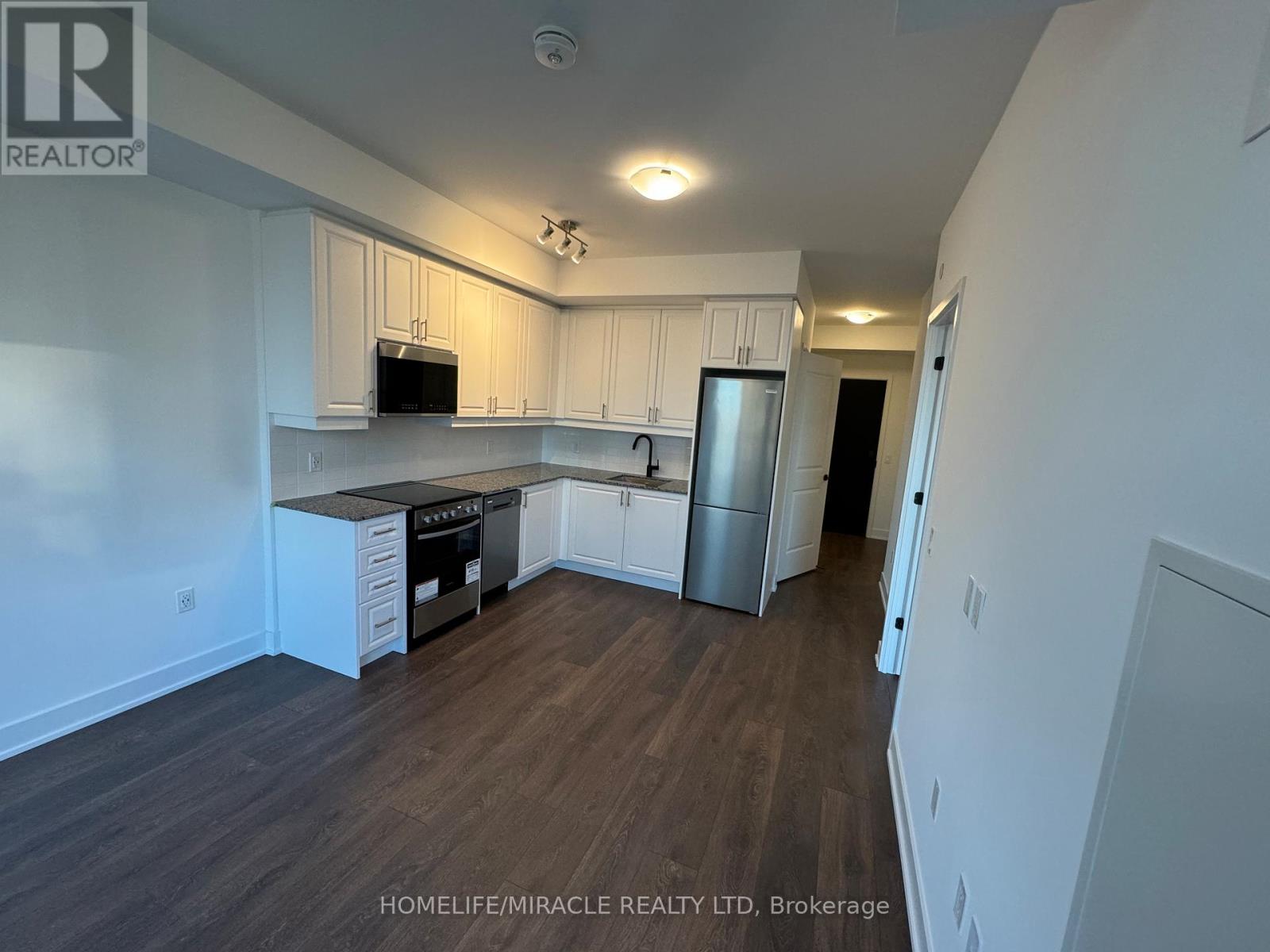 407 - 2343 Khalsa Gate, Oakville, Ontario  L6M 4J2 - Photo 6 - W12868664