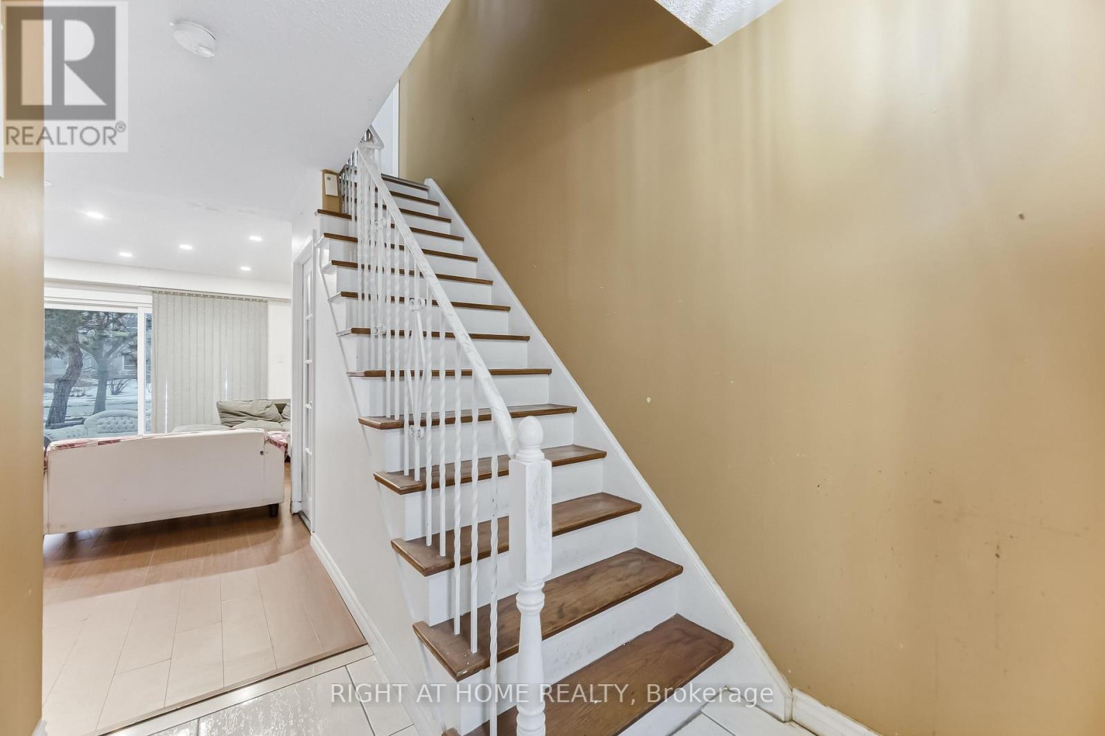 4 - 415 Silverstone Drive, Toronto, Ontario  M9V 3K6 - Photo 17 - W12868678