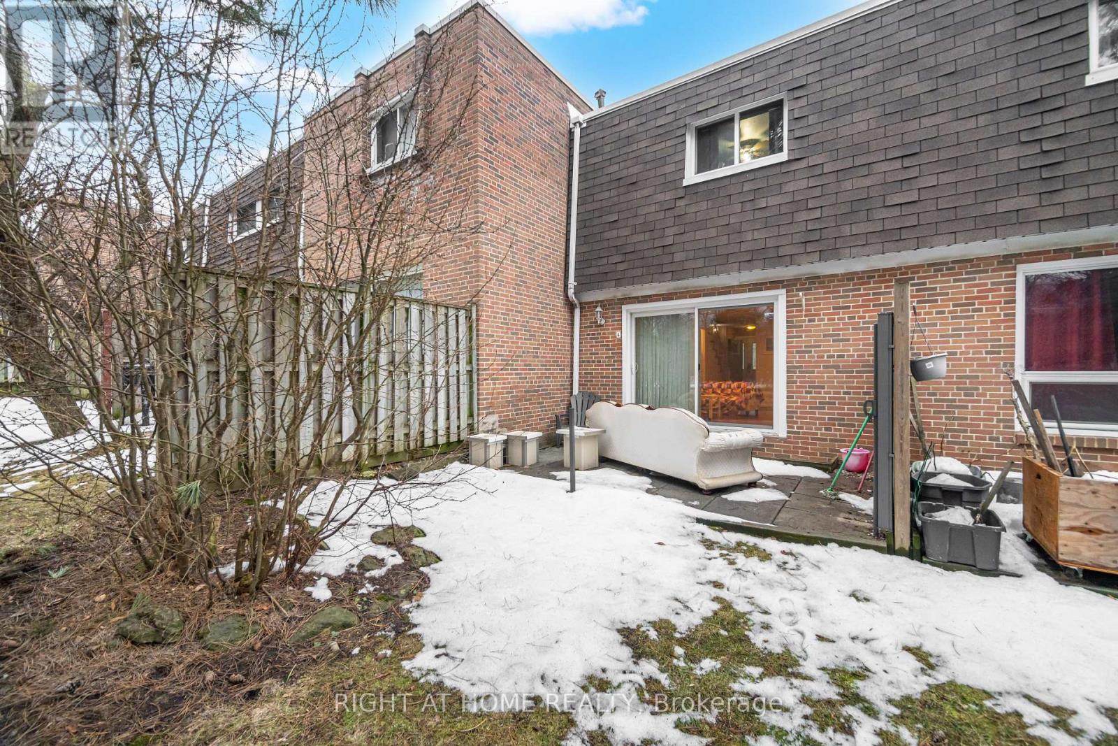 4 - 415 Silverstone Drive, Toronto, Ontario  M9V 3K6 - Photo 33 - W12868678