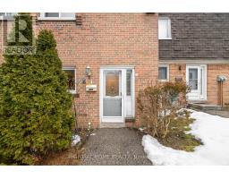 4 - 415 SILVERSTONE DRIVE, Toronto, Ontario