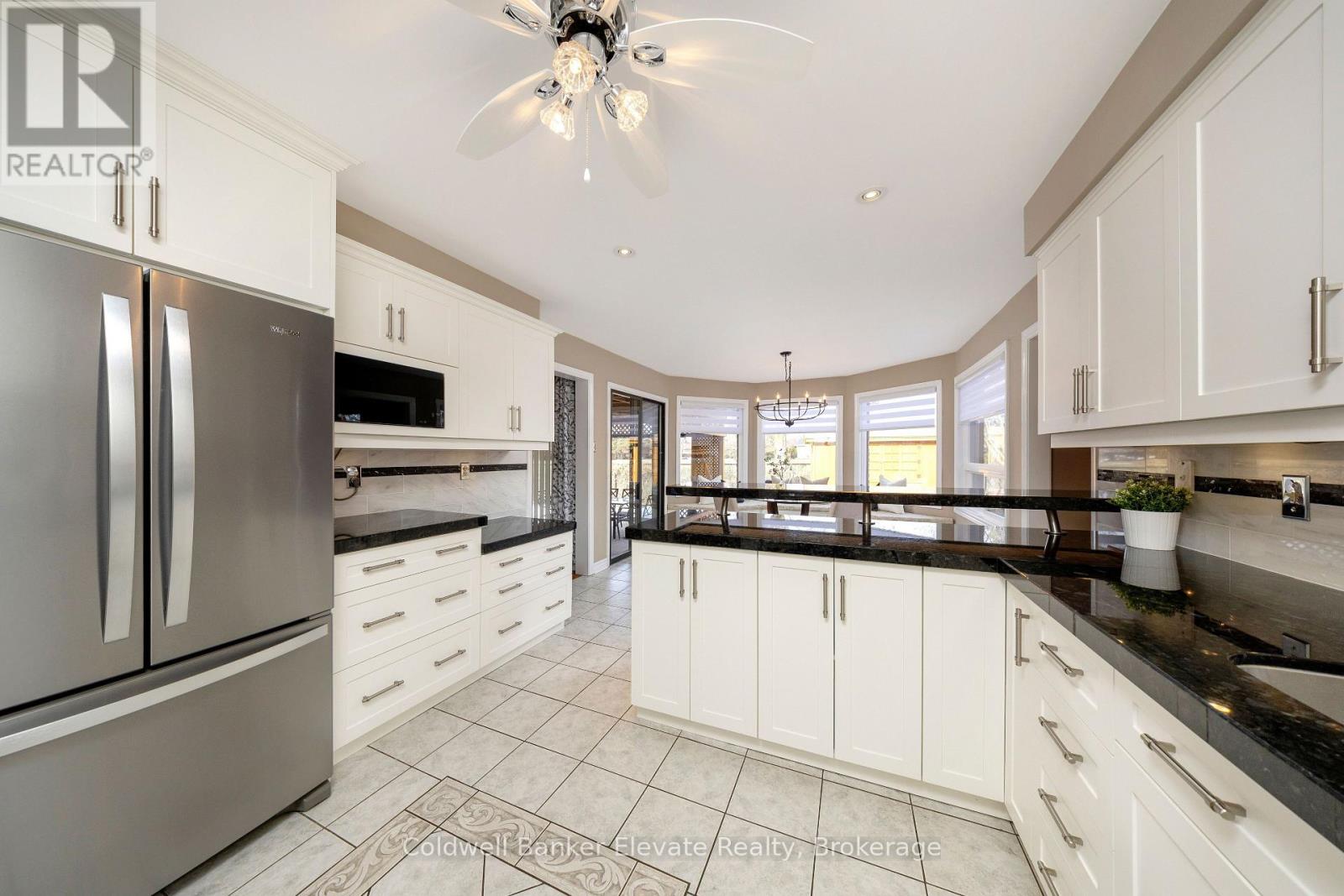 39 Treanor Crescent, Halton Hills, Ontario  L7G 5H8 - Photo 14 - W12868712