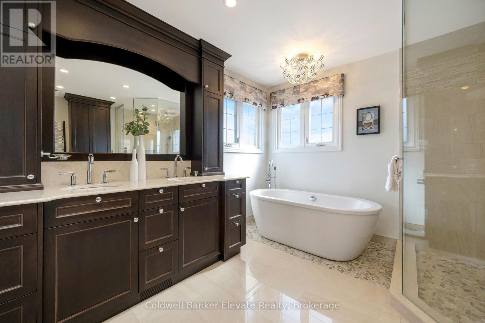 39 Treanor Crescent, Halton Hills, Ontario  L7G 5H8 - Photo 24 - W12868712