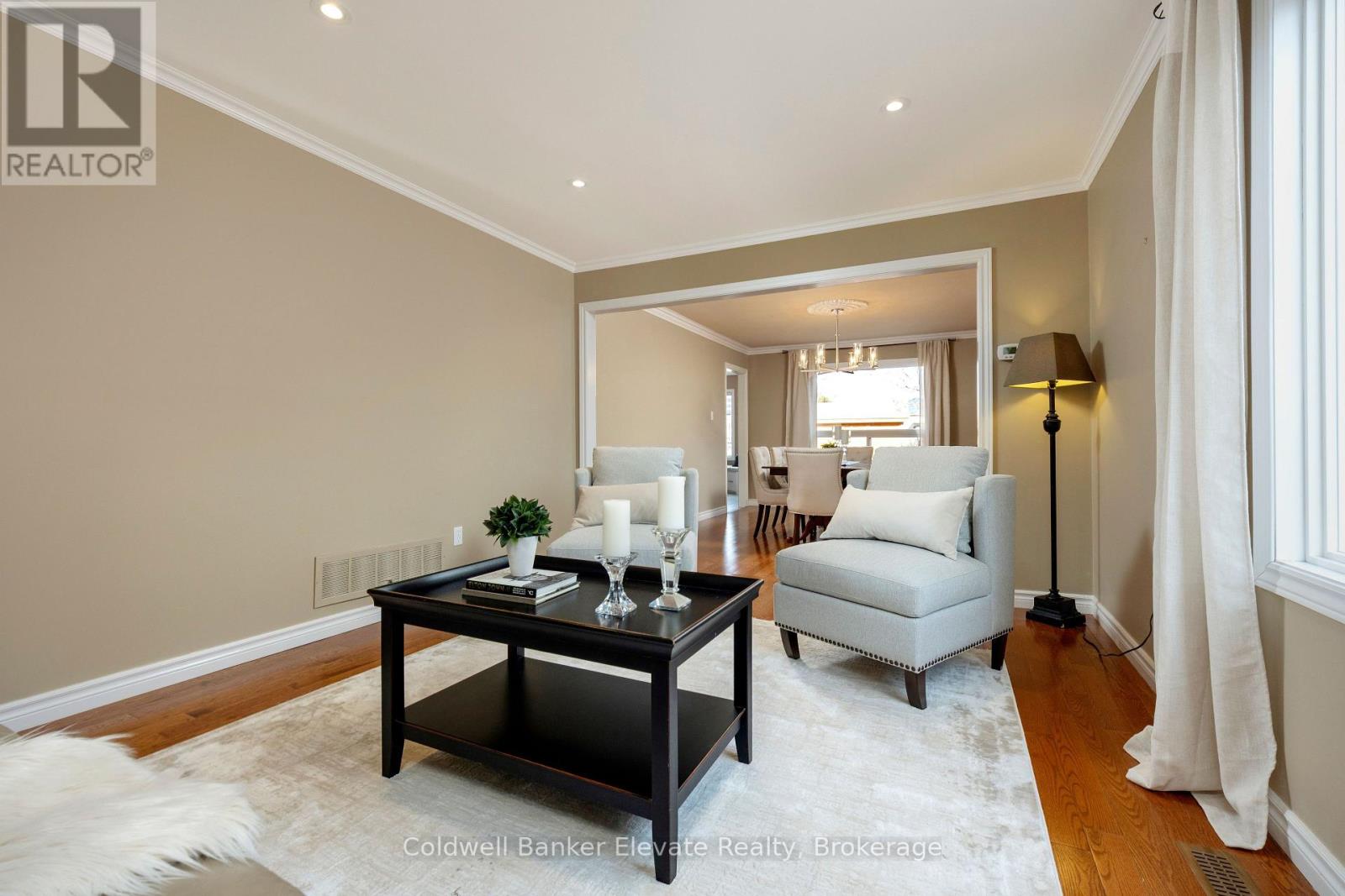 39 Treanor Crescent, Halton Hills, Ontario  L7G 5H8 - Photo 9 - W12868712