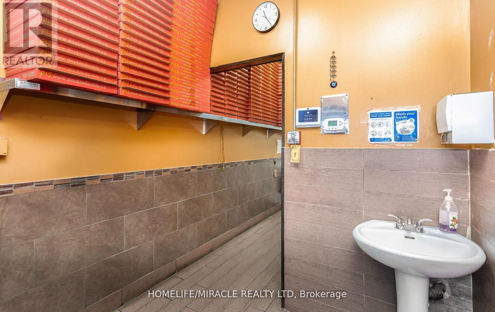 95 Saginaw Parkway, Cambridge, Ontario  N1T 1T9 - Photo 25 - X12868708