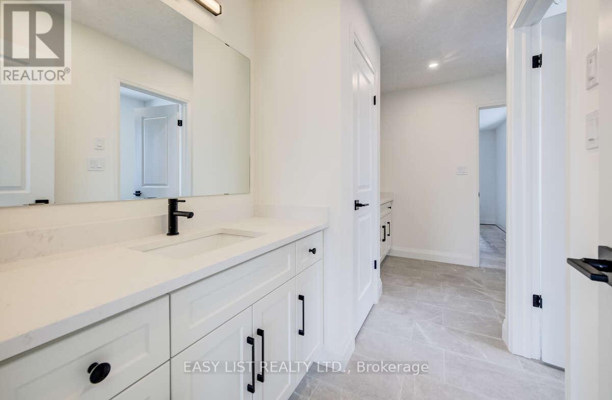 487 Black Street, Centre Wellington, Ontario  N1M 0A2 - Photo 27 - X12868730