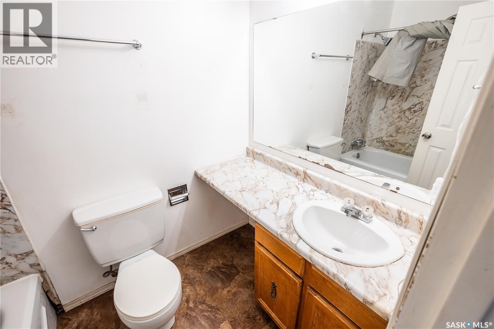 202-B 1350 Gordon Road, Moose Jaw, Saskatchewan  S6H 7R9 - Photo 11 - SK026011