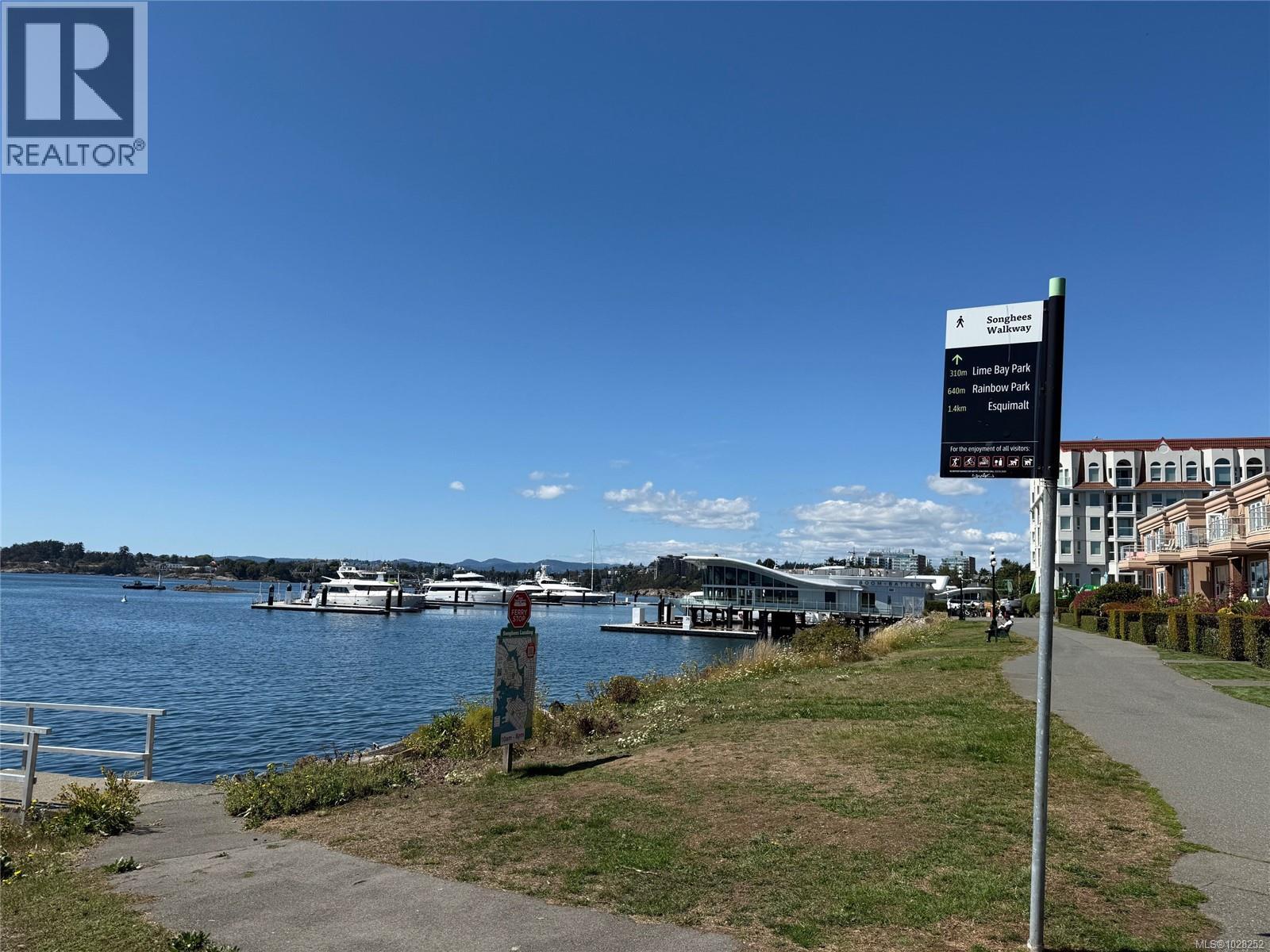 318 Bella St, Victoria, British Columbia  V9A 3W6 - Photo 8 - 1028252