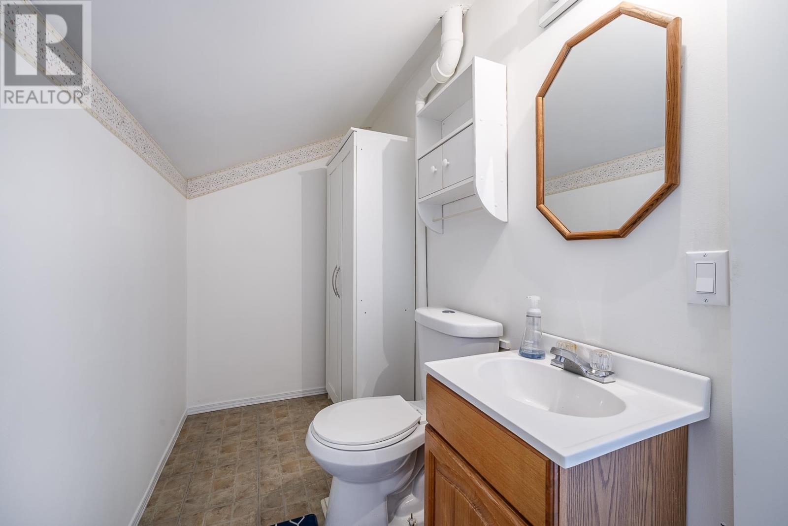 196 Macdonald Ave, Sault Ste. Marie, Ontario  P6B 1H5 - Photo 24 - SM260436