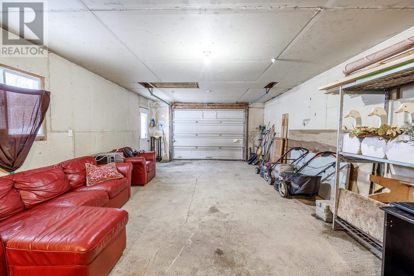 196 Macdonald Ave, Sault Ste. Marie, Ontario  P6B 1H5 - Photo 32 - SM260436