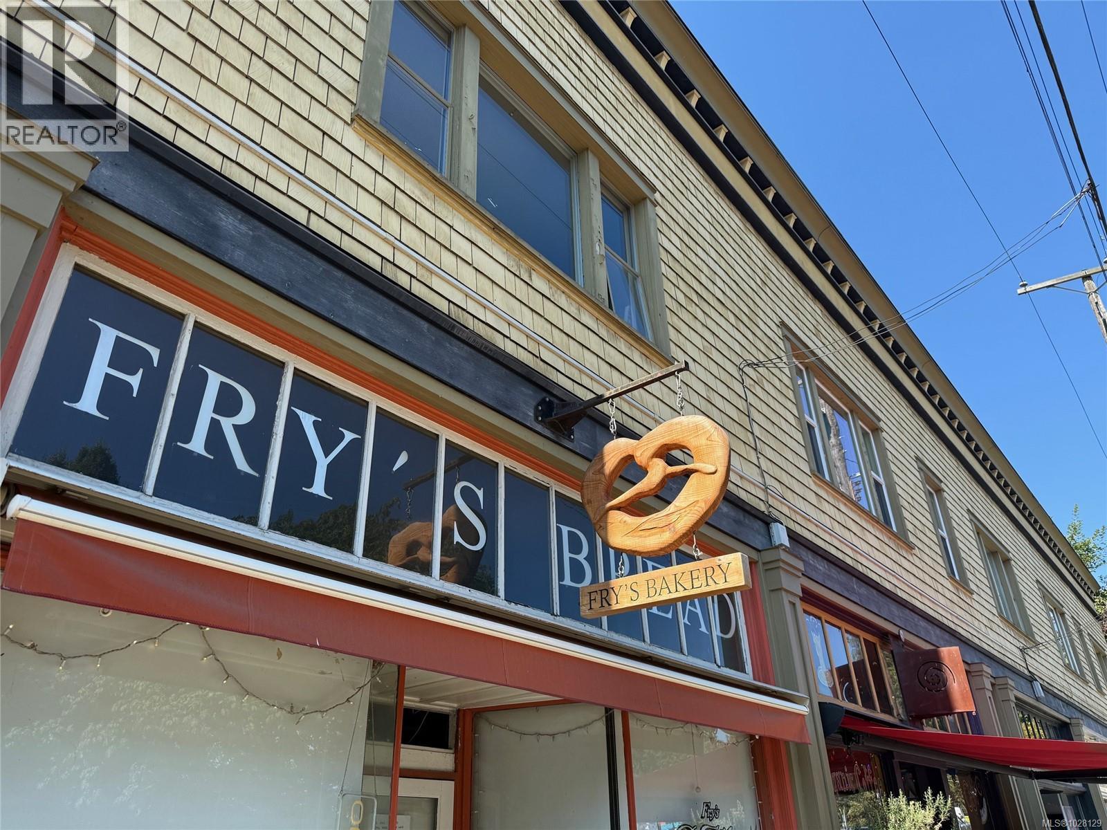 807 Mary St, Victoria, British Columbia  V9A 3W6 - Photo 5 - 1028129