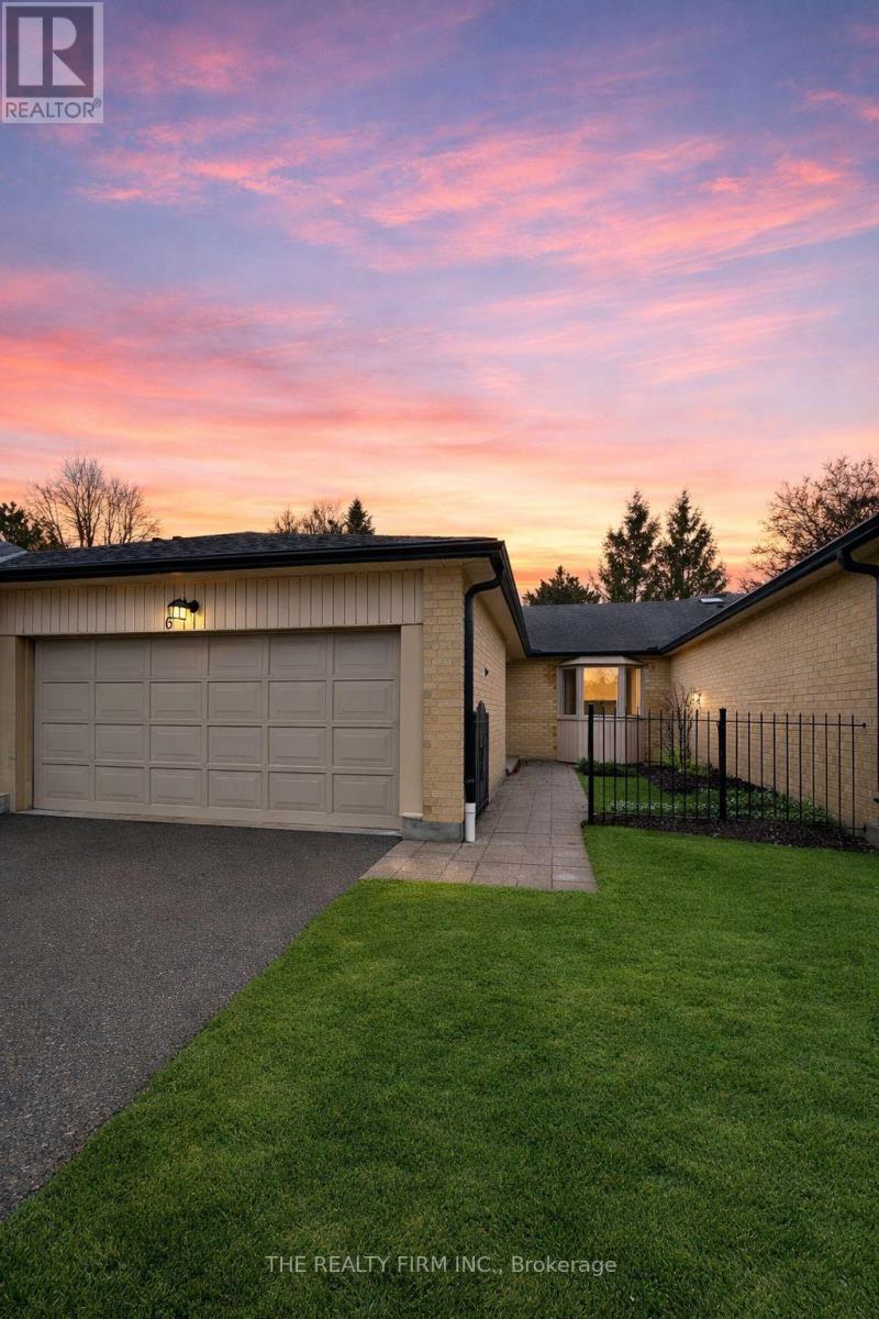 6 - 93 PINE VALLEY GATE, London South, Ontario
