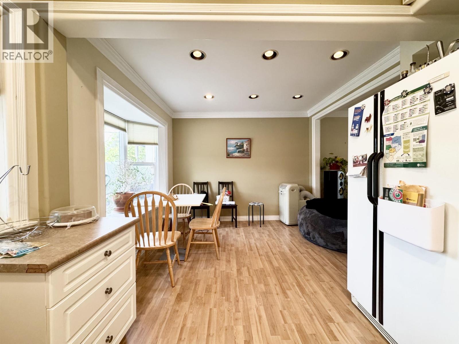 9525 Sullivan Street, Burnaby, British Columbia  V3J 1H8 - Photo 4 - R3098405