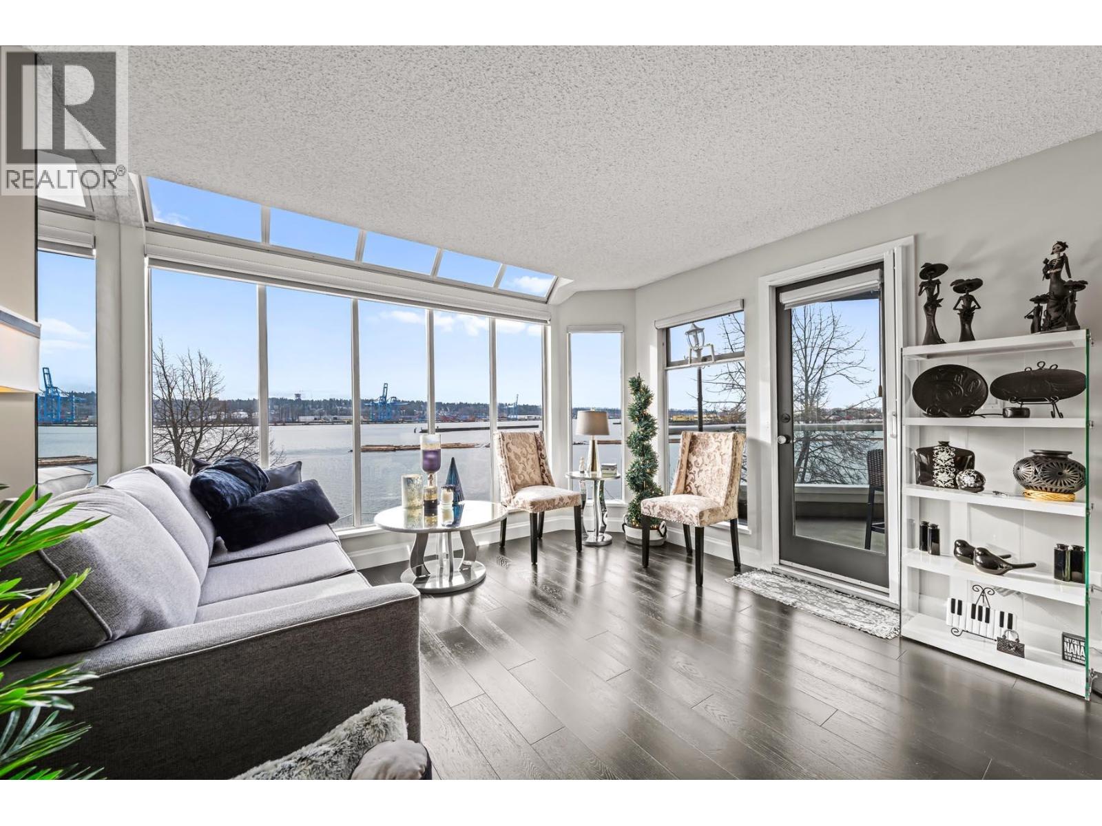 302 31 Reliance Court, New Westminster, British Columbia  V3M 6C6 - Photo 5 - R3098369