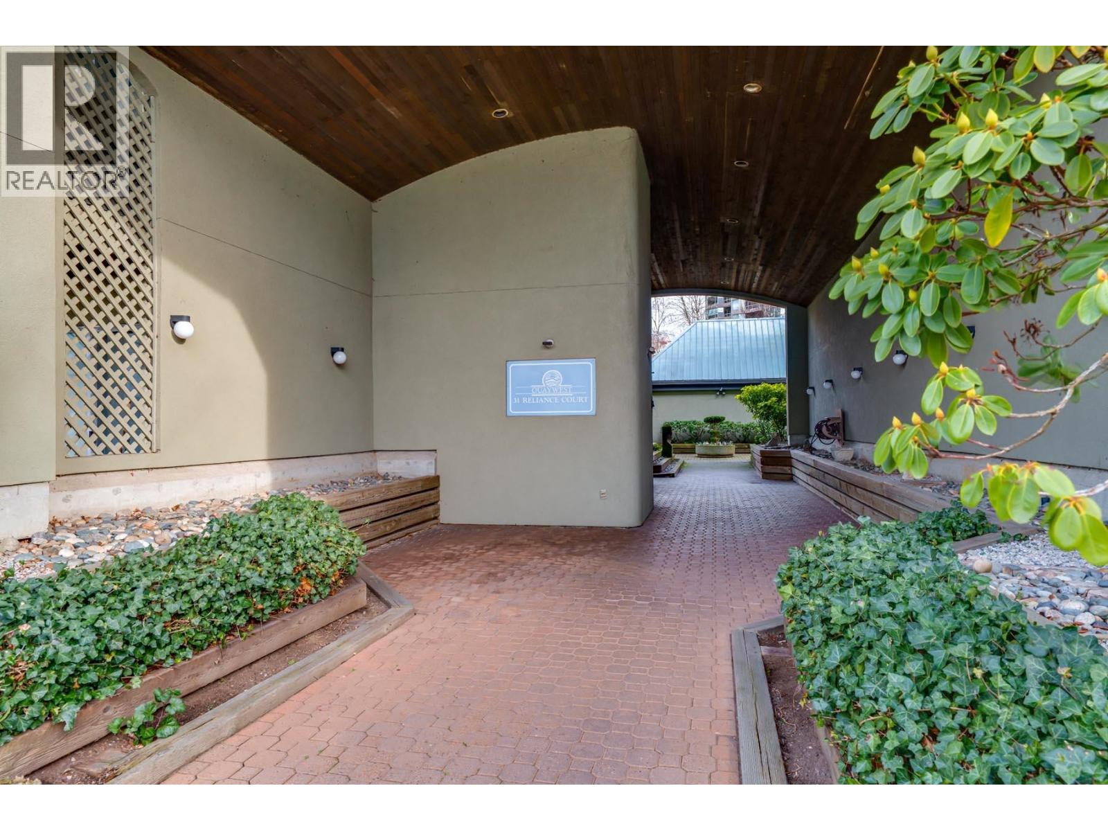 302 31 Reliance Court, New Westminster, British Columbia  V3M 6C6 - Photo 28 - R3098369