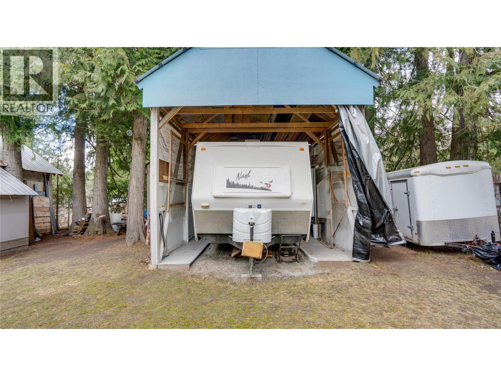 630 Enderby Mabel Lake Road, Enderby, British Columbia  V4Y 4K7 - Photo 32 - 10378814