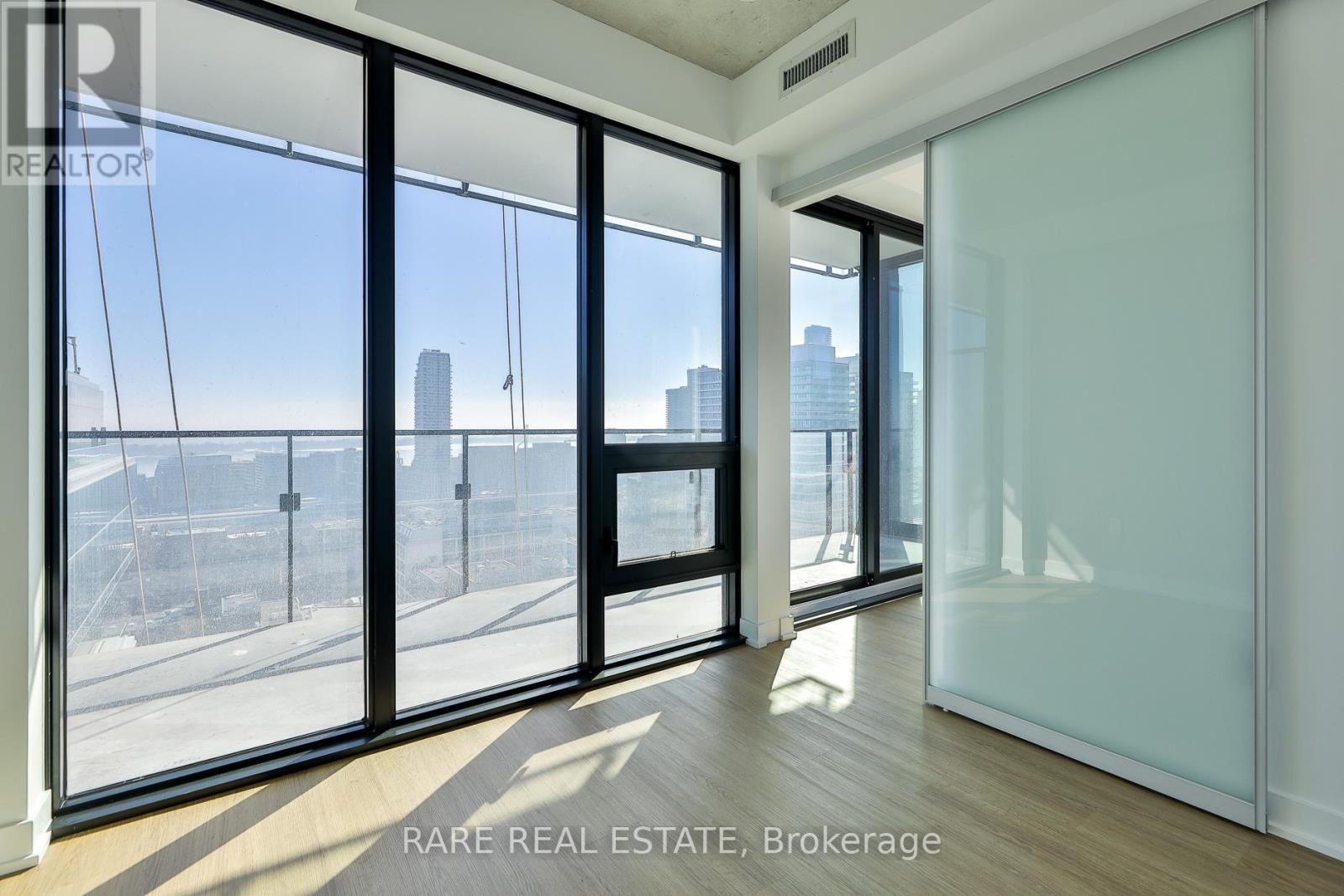 284 King Street, Toronto, Ontario  M5A 1K4 - Photo 14 - C12868784