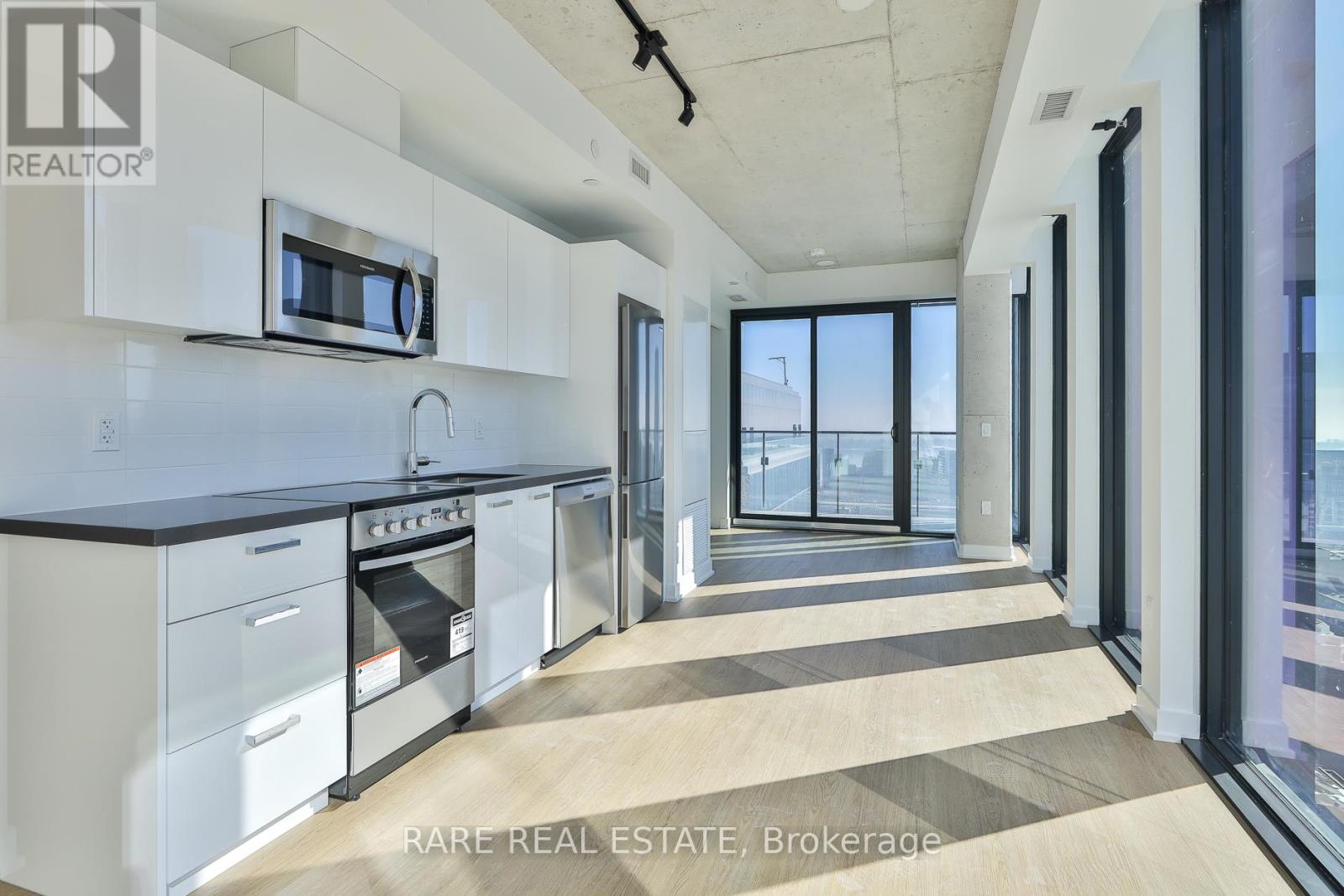 284 King Street, Toronto, Ontario  M5A 1K4 - Photo 4 - C12868784