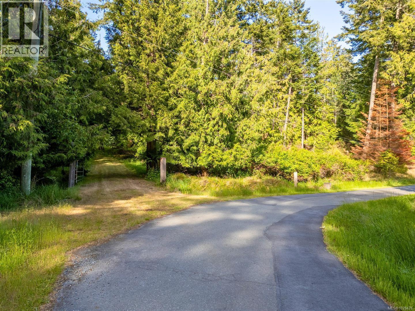 6903 Shark Rd, Pender Island, British Columbia  V0N 2M2 - Photo 10 - 1028476