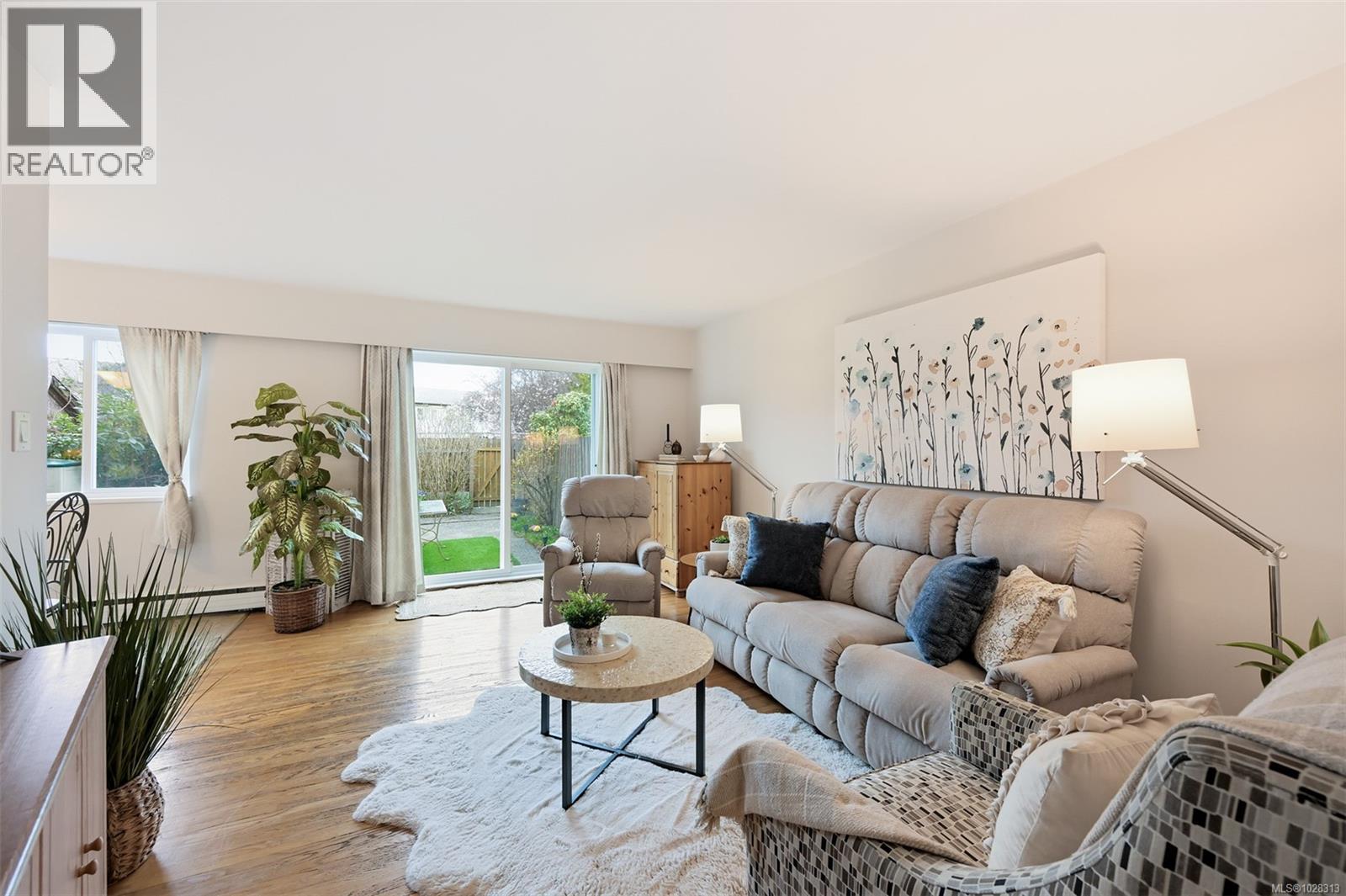 3596 Tillicum Rd, Saanich, British Columbia  V8Z 4H4 - Photo 9 - 1028313