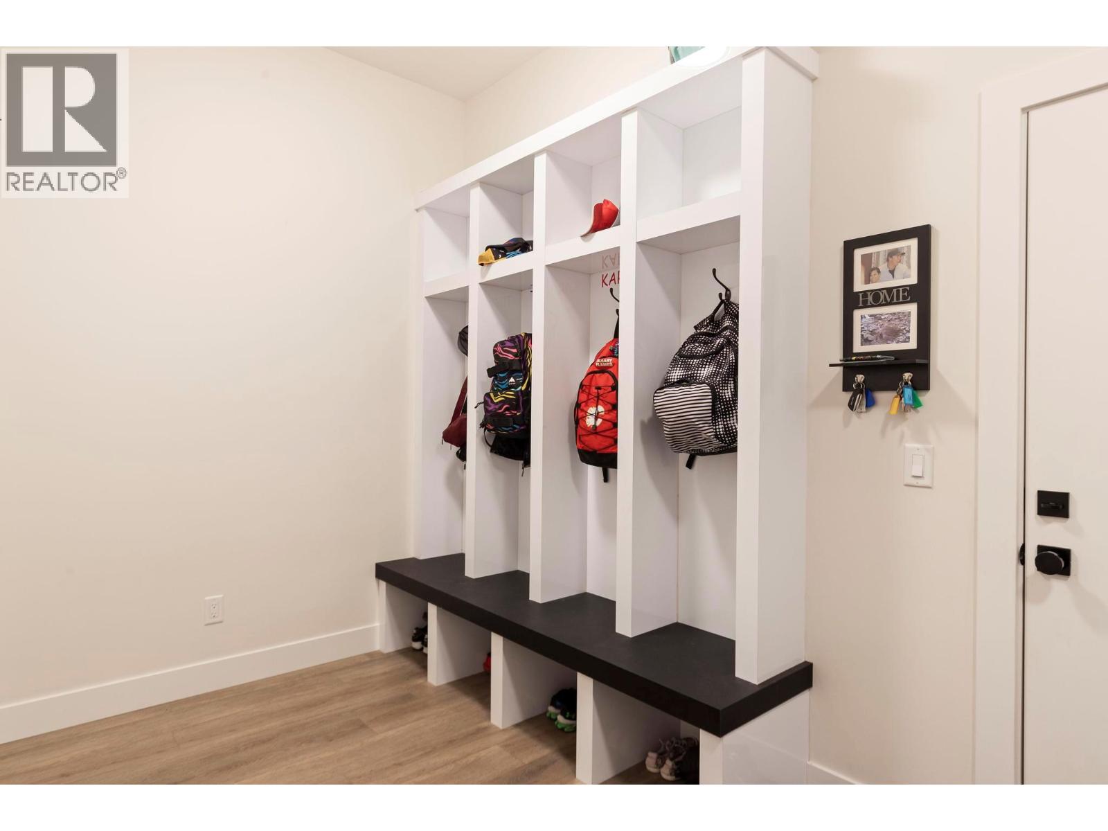 10245 Beacon Hill Drive, Lake Country, British Columbia  V4V 0A9 - Photo 15 - 10377969