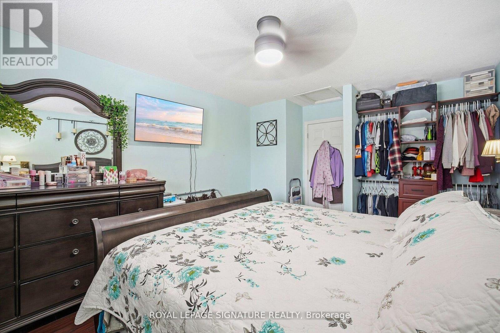 204 Medina Court, Oshawa, Ontario  L1J 7E1 - Photo 14 - E12868736