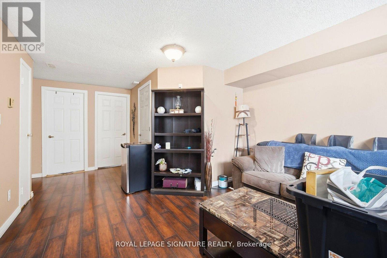 204 Medina Court, Oshawa, Ontario  L1J 7E1 - Photo 19 - E12868736