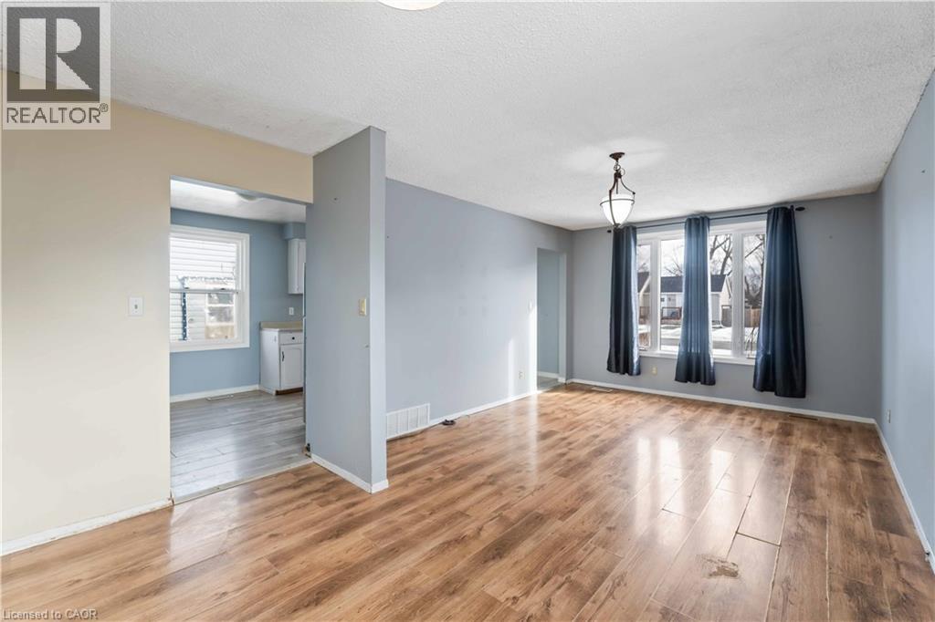 549 Lakeview Road, Fort Erie, Ontario  L2A 4W5 - Photo 7 - 40811282