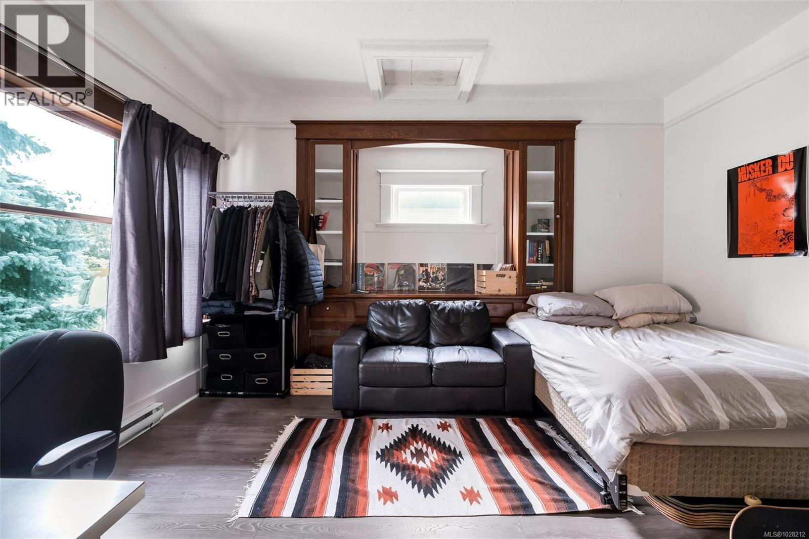 2652 Blackwood St, Victoria, British Columbia  V8T 3W3 - Photo 7 - 1028212