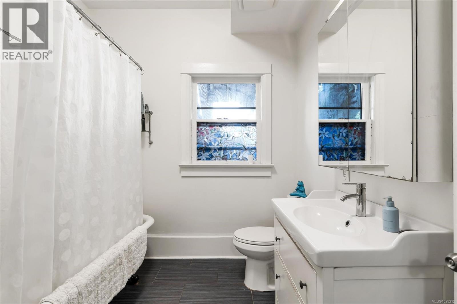 2652 Blackwood St, Victoria, British Columbia  V8T 3W3 - Photo 14 - 1028212