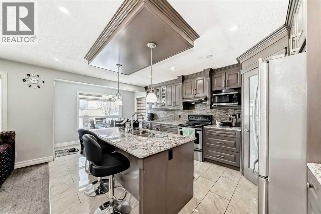 181 Saddlefield Place Ne, Calgary, Alberta  T3J 4Z3 - Photo 4 - A2288700