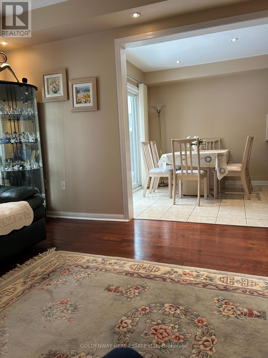 127 Miltrose Crescent, Whitchurch-Stouffville, Ontario  L4A 0R2 - Photo 14 - N12868732