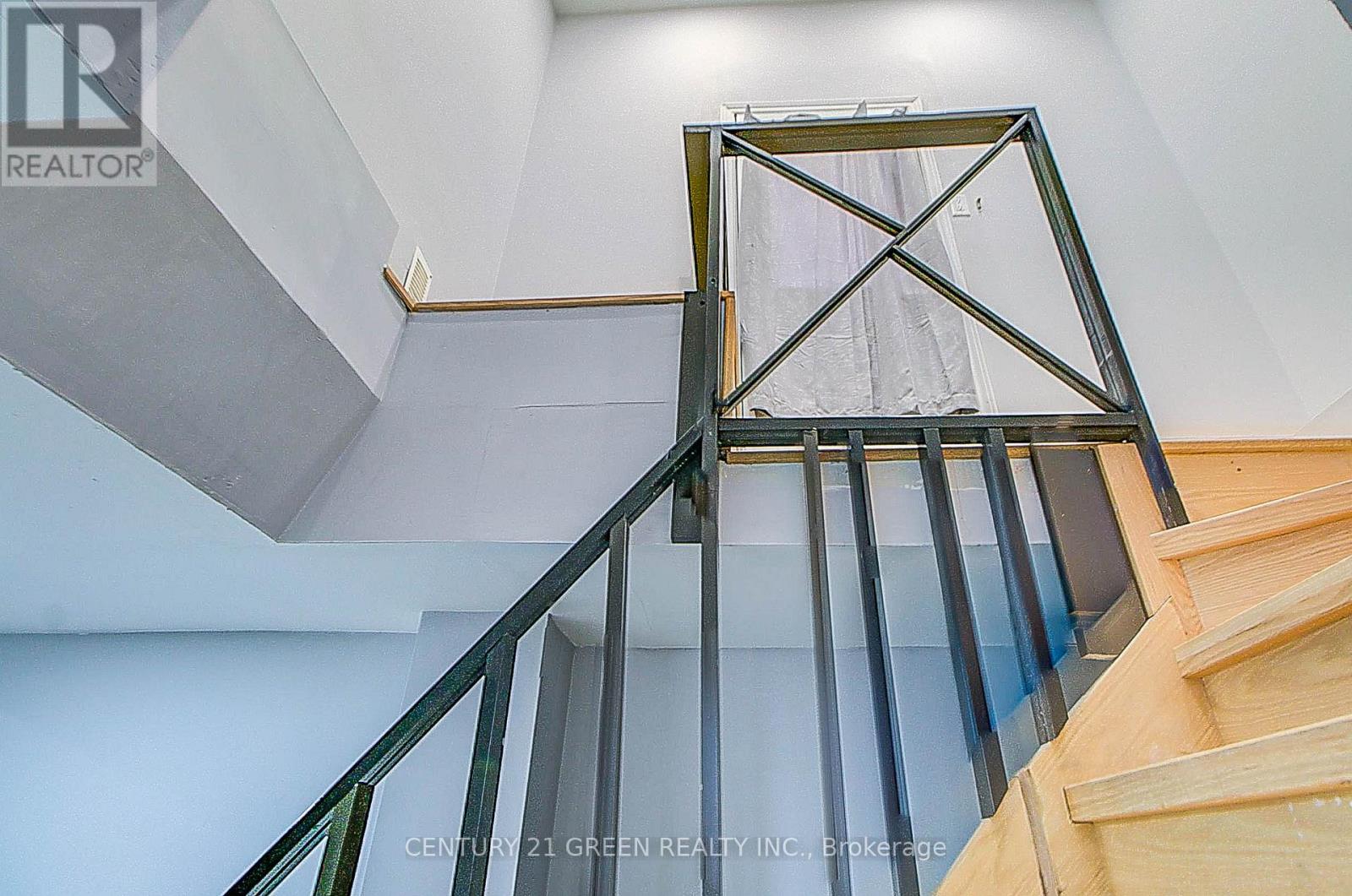 73 Wandering Glider Trail, Bradford West Gwillimbury, Ontario  L3Z 2A5 - Photo 20 - N12868746