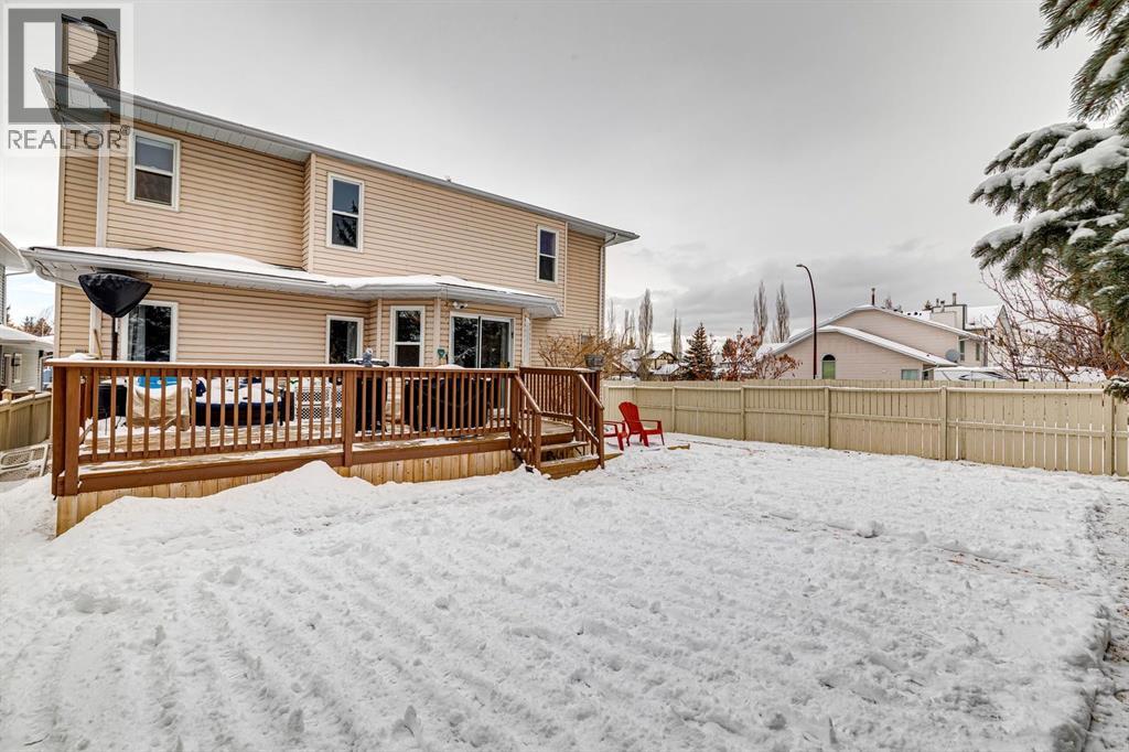 4 Wood Valley Rise Sw, Calgary, Alberta  T2W 5X5 - Photo 38 - A2292225