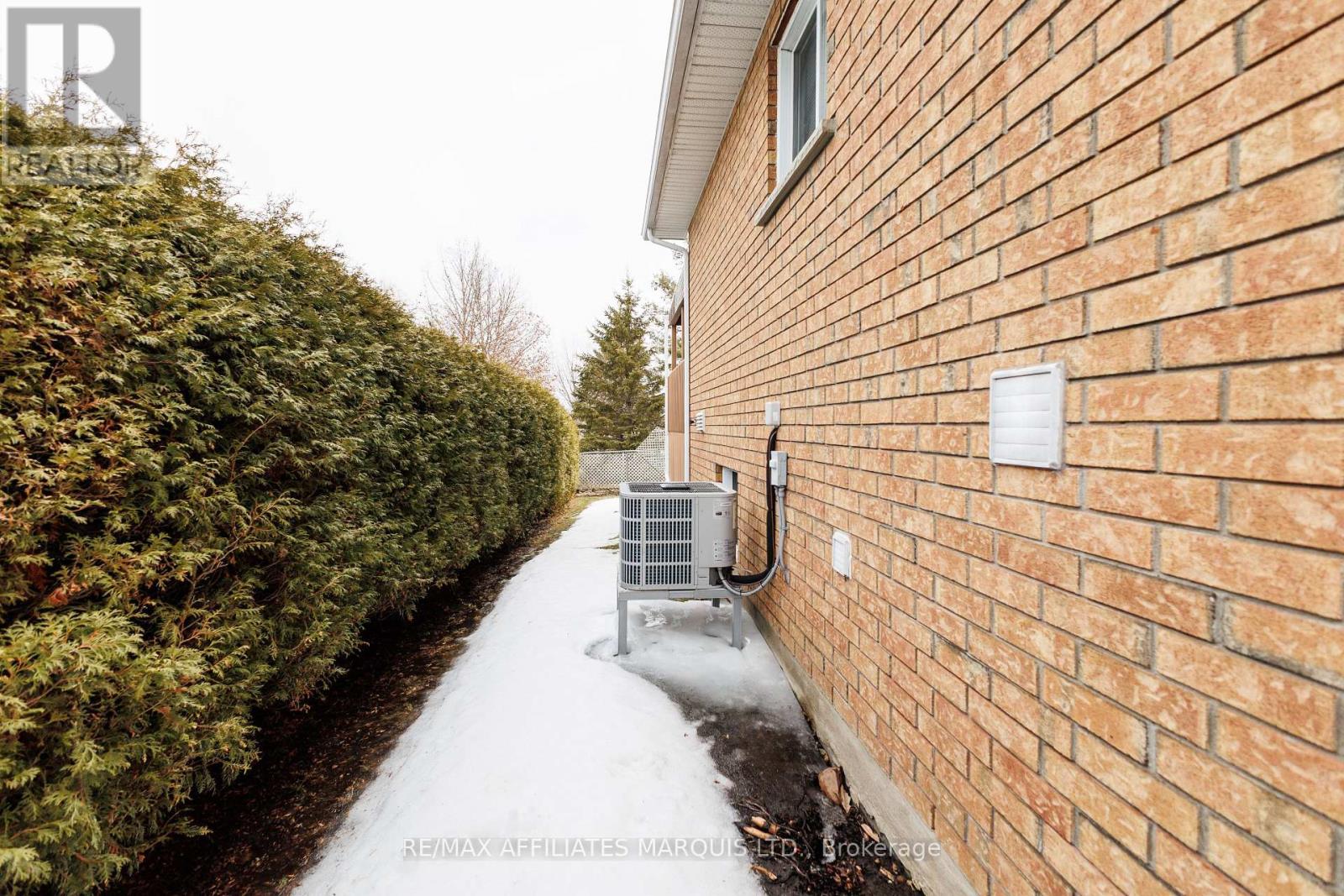 264 Ivan Crescent, Cornwall, Ontario  K6H 7G6 - Photo 46 - X12868786