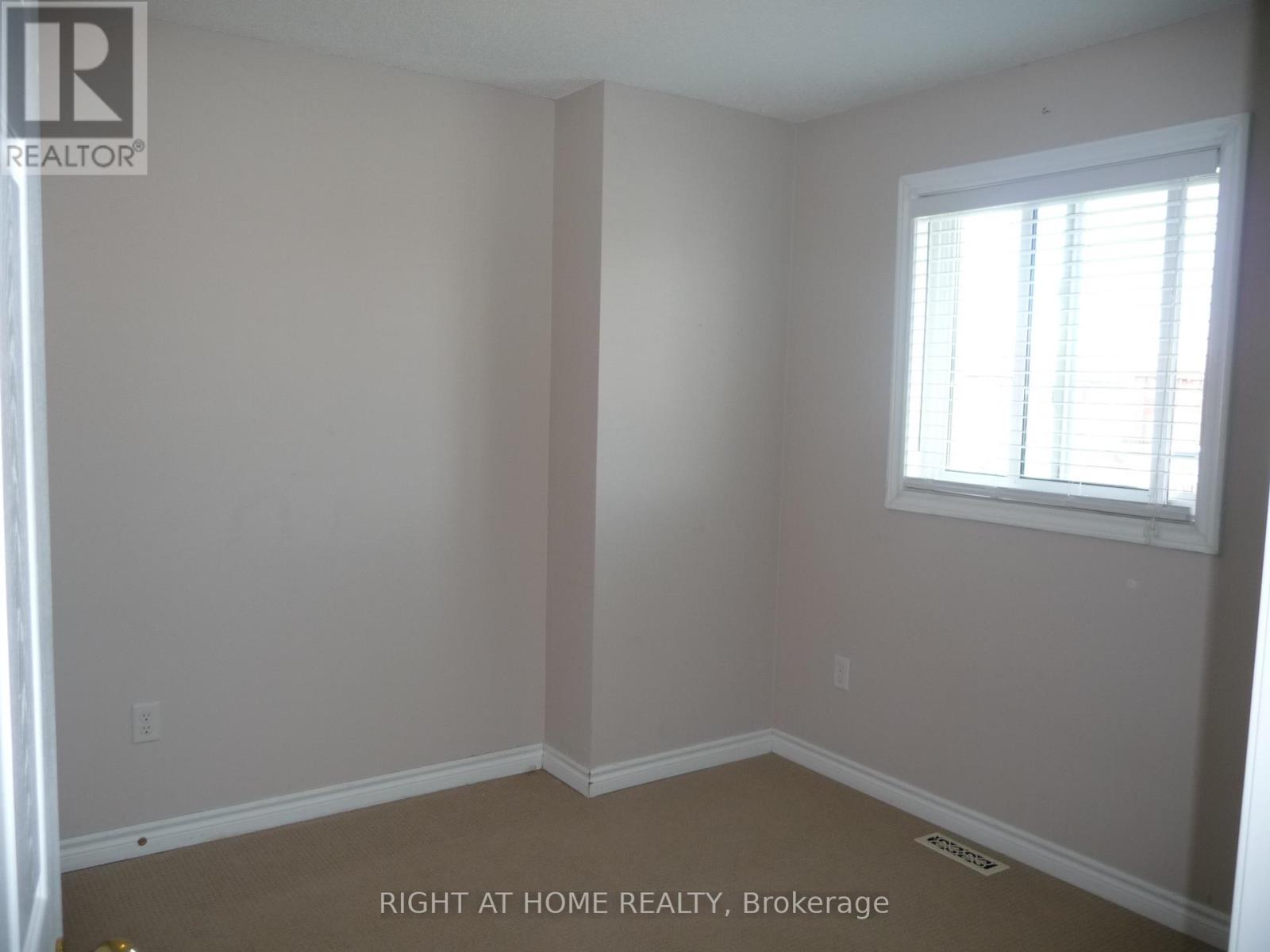 134 Dean Avenue, Barrie, Ontario  L4N 0V6 - Photo 13 - S12868800