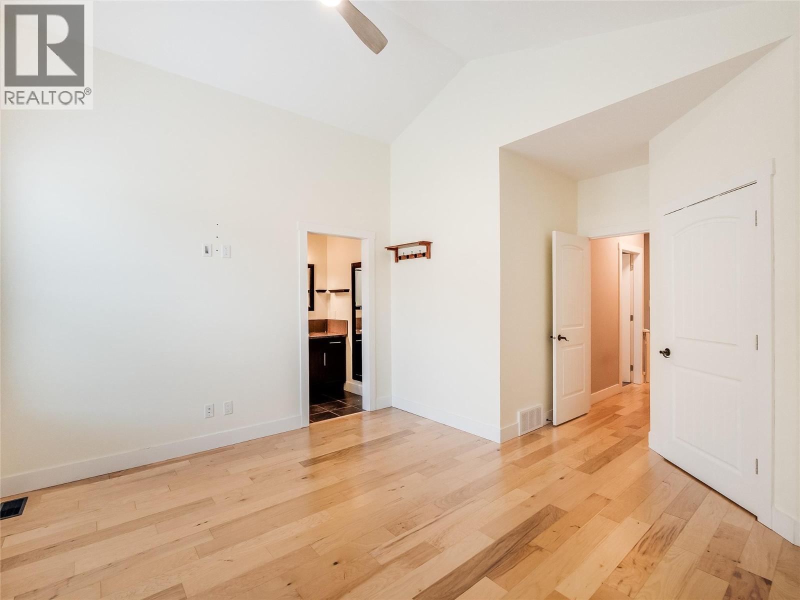 892 Waterloo Road, Castlegar, British Columbia  V1N 4K8 - Photo 26 - 10378764