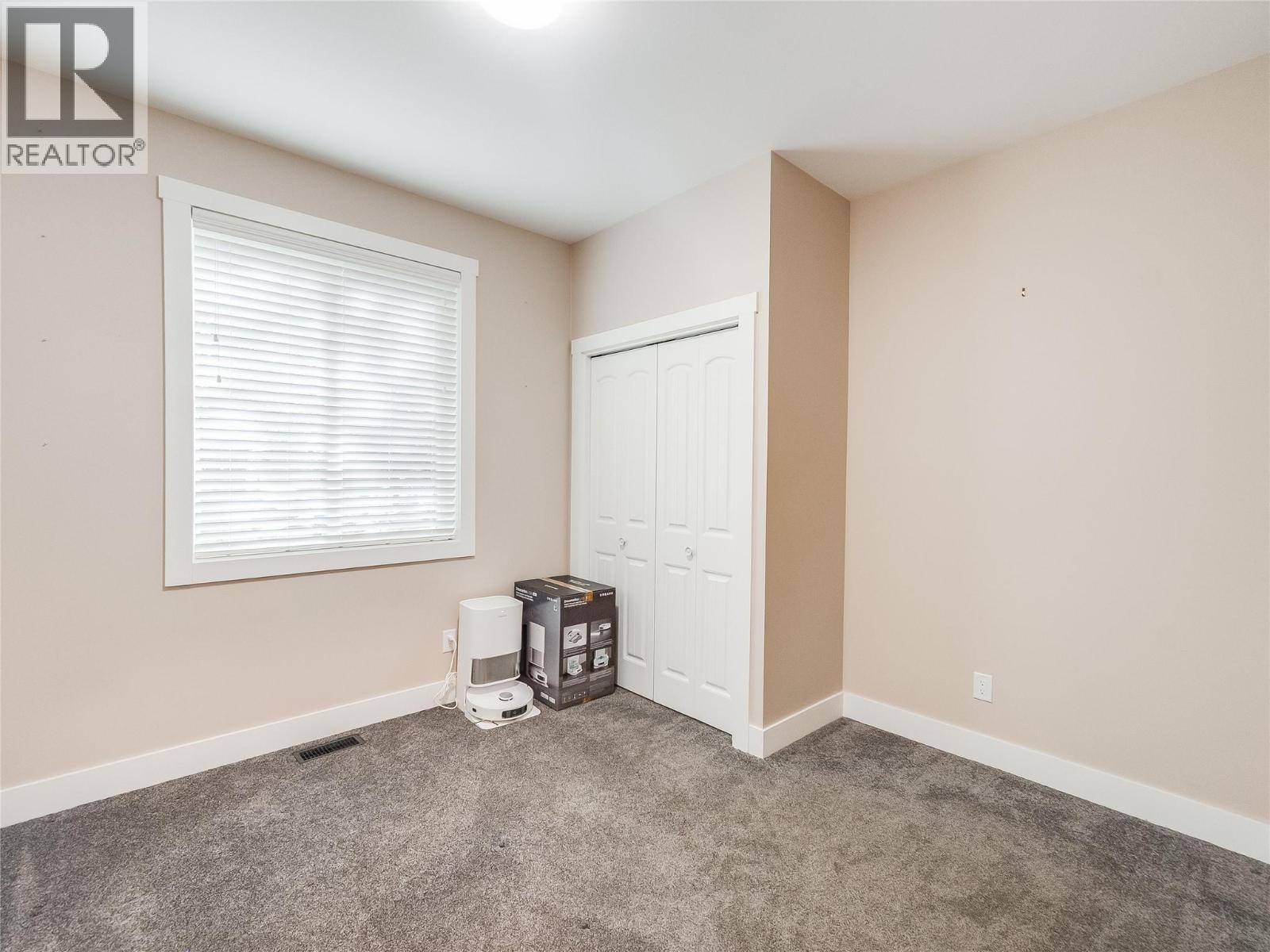 892 Waterloo Road, Castlegar, British Columbia  V1N 4K8 - Photo 33 - 10378764