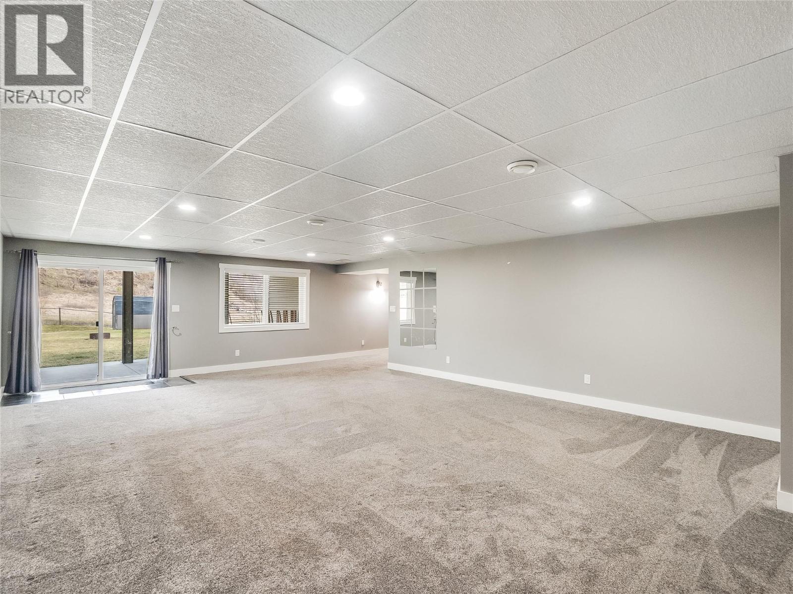 892 Waterloo Road, Castlegar, British Columbia  V1N 4K8 - Photo 42 - 10378764