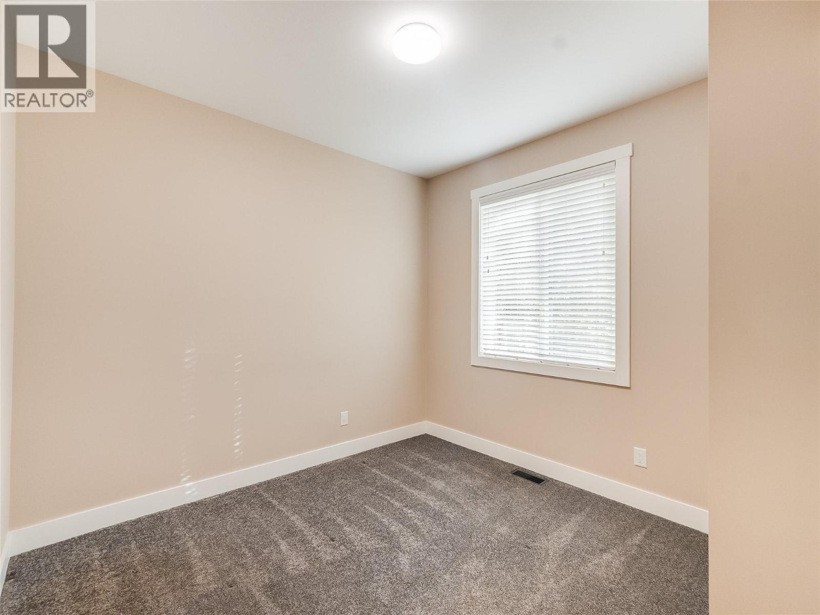 892 Waterloo Road, Castlegar, British Columbia  V1N 4K8 - Photo 36 - 10378764