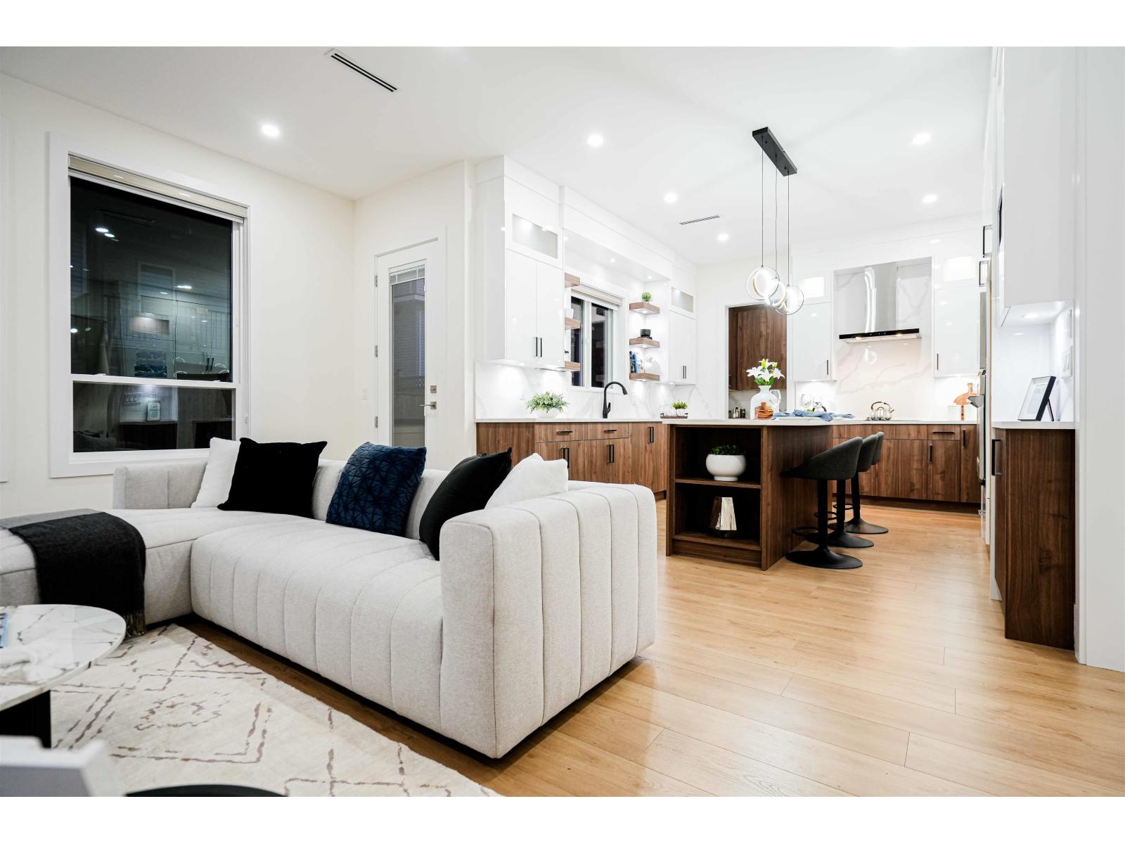 14742 62a Avenue, Surrey, British Columbia  V3S 2W9 - Photo 7 - R3098511