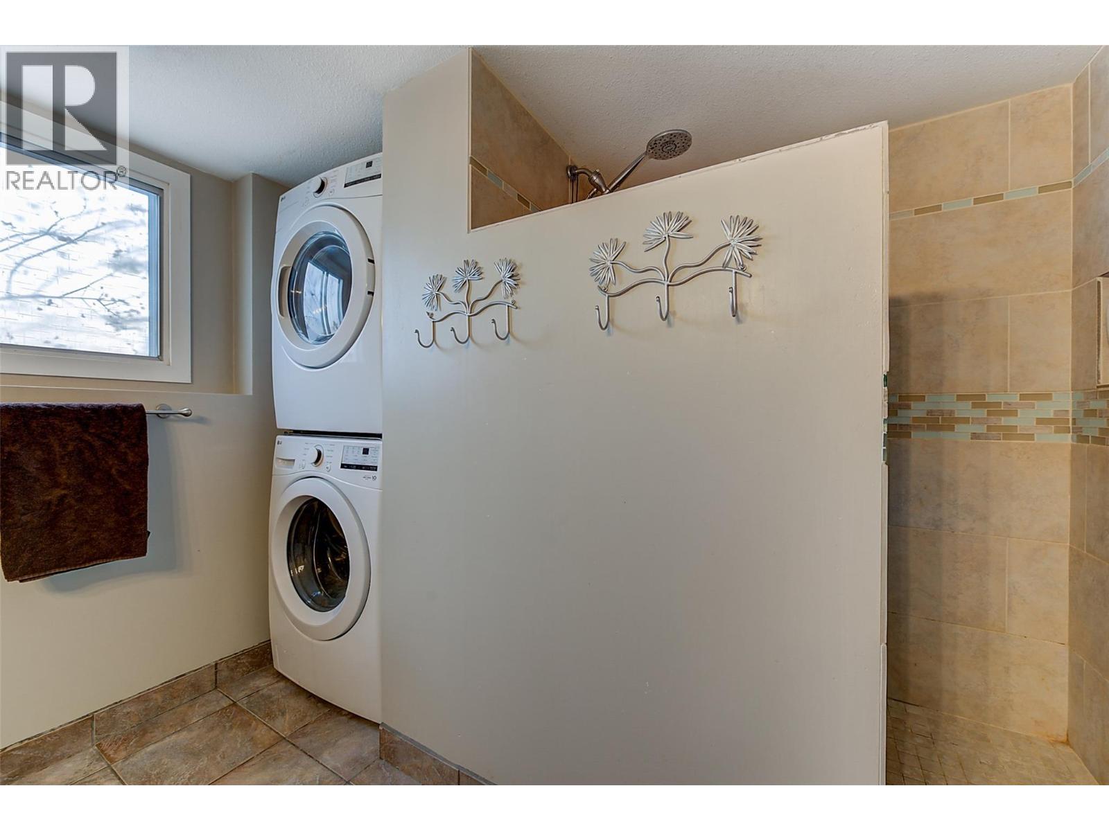 371 Valley Road Unit# 1-3, Kelowna, British Columbia  V1V 2E5 - Photo 37 - 10376554