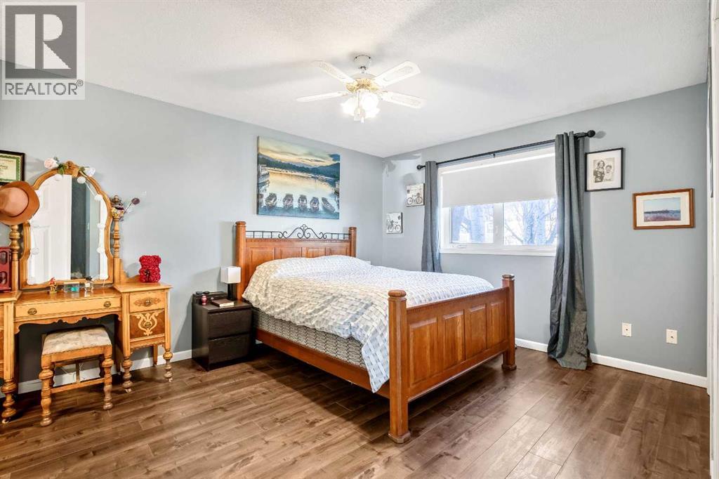 830 Westmount Drive, Strathmore, Alberta  T1P 1A9 - Photo 12 - A2281201