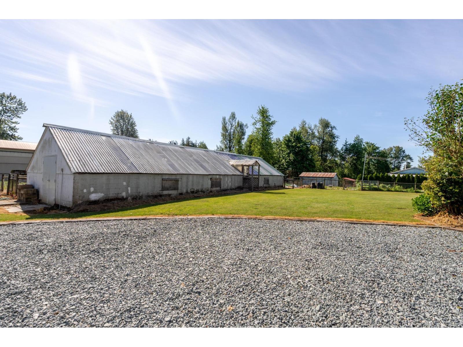 5728 Bradner Road, Abbotsford, British Columbia  V4X 2P1 - Photo 30 - R3097234