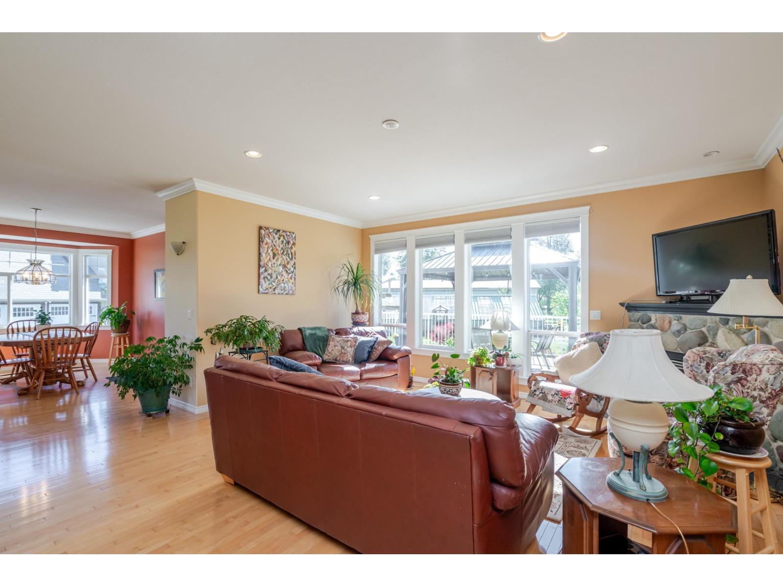 5728 Bradner Road, Abbotsford, British Columbia  V4X 2P1 - Photo 9 - R3097234