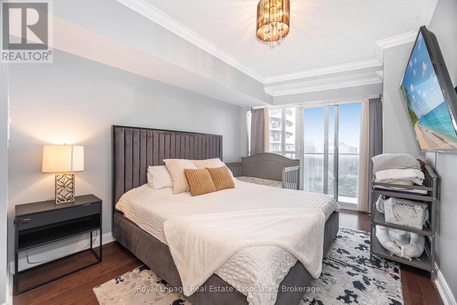 1907 - 60 Absolute Avenue, Mississauga, Ontario  L4Z 0A9 - Photo 12 - W12868744