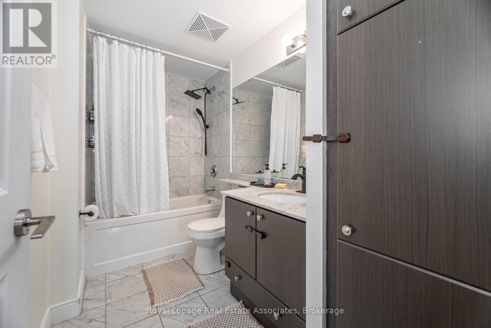 1907 - 60 Absolute Avenue, Mississauga, Ontario  L4Z 0A9 - Photo 15 - W12868744