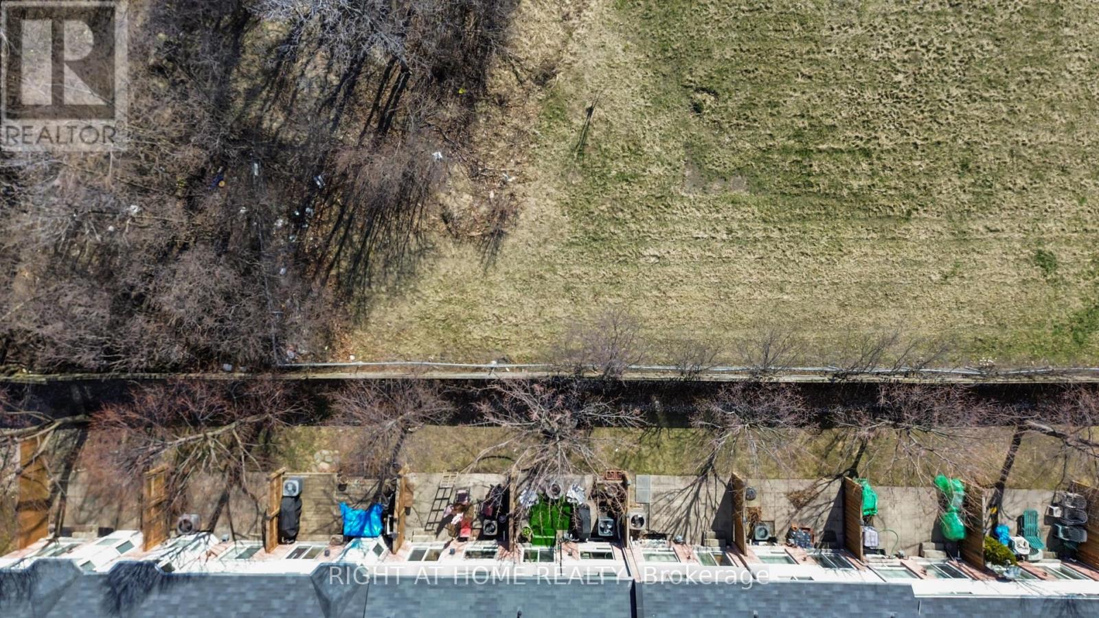 41 - 2088 Leanne Boulevard, Mississauga, Ontario  L5K 2S7 - Photo 32 - W12868790